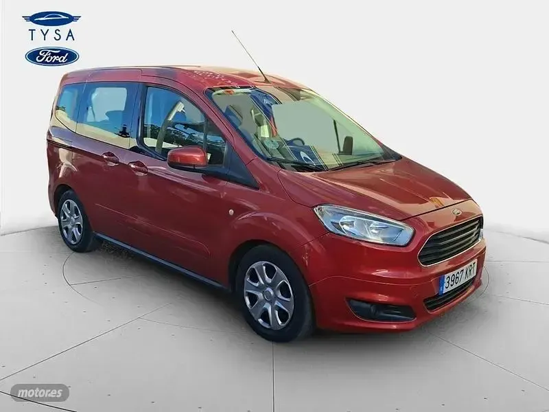 Usado Ford Tourneo Courier 75 CV (55 kW) 2018 Rojo Monovolumen