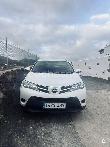 Blanco Usado 2015 Toyota RAV4 Executive SUV | 15.000 € (Precio justo) - Imagen 1/2
