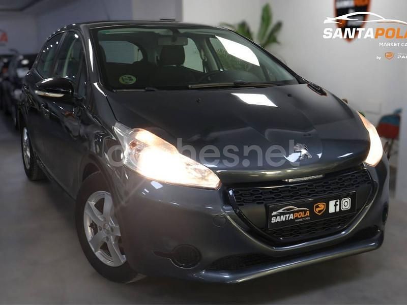Usado Peugeot 208 Business-Line 68 CV (50 kW) 2014 Gris / plata Utilitario