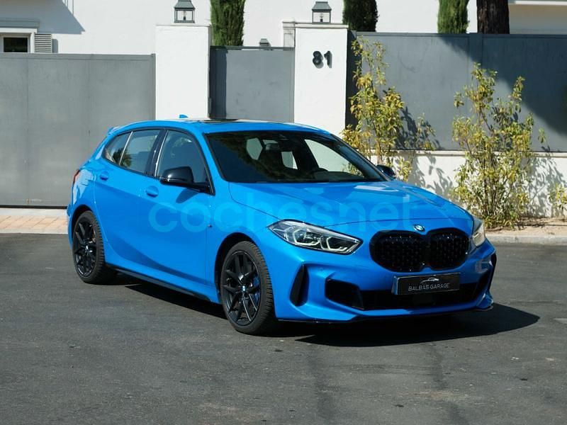 Azul Usado 2020 BMW M135 M Performance Utilitario | 34.990 € (Precio justo) - Imagen 1/4