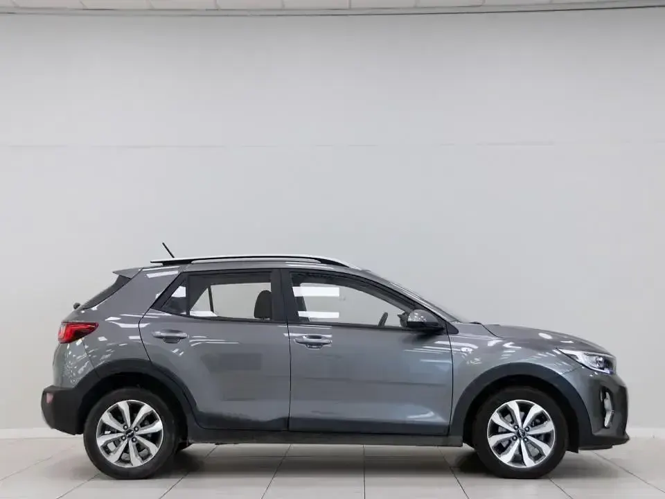 Usado Kia Stonic 79 CV (58 kW) 2024 Otro SUV