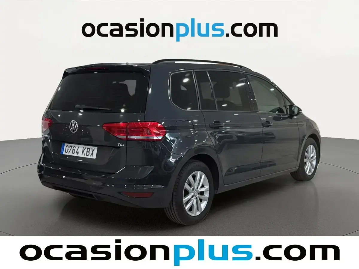 Usado VW Touran Edition 110 CV (80 kW) 2017 Gris Monovolumen