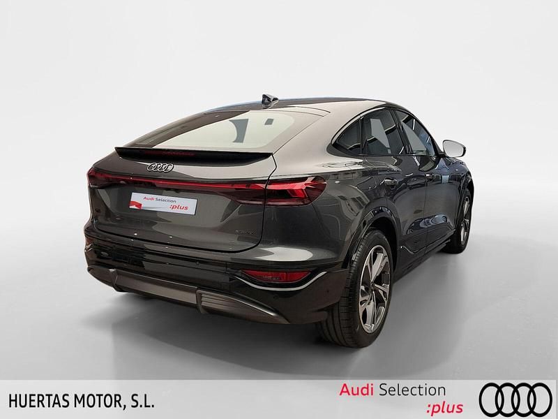 Nuevo Audi Q6 e-tron S-Line 285 kW (388 CV) 2026 Gris SUV