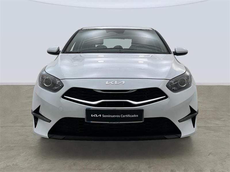 Nuevo Kia Ceed 101 CV (74 kW) 2025 Blanco Utilitario