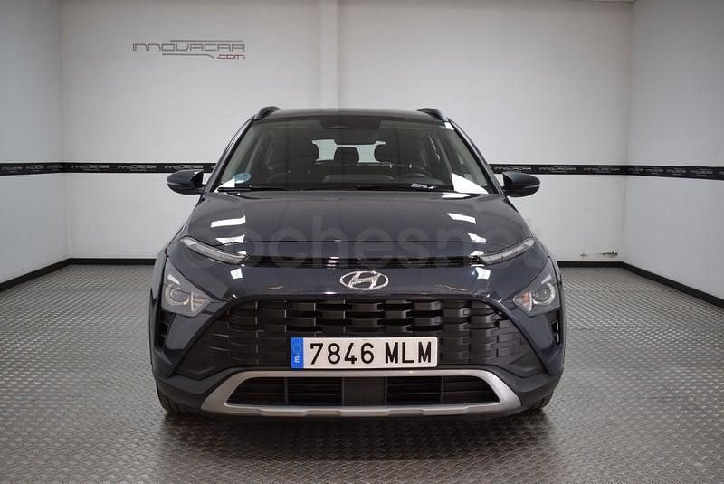 Usado Hyundai Bayon 84 CV (61 kW) 2023 Gris / plata SUV