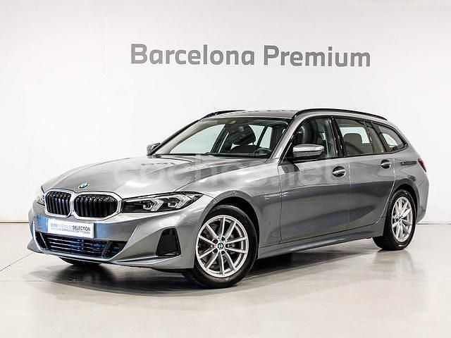 Gris / plata Usado 2025 BMW 318 Shadowline Familiar | 39.490 € (Precio justo) - Imagen 1/4