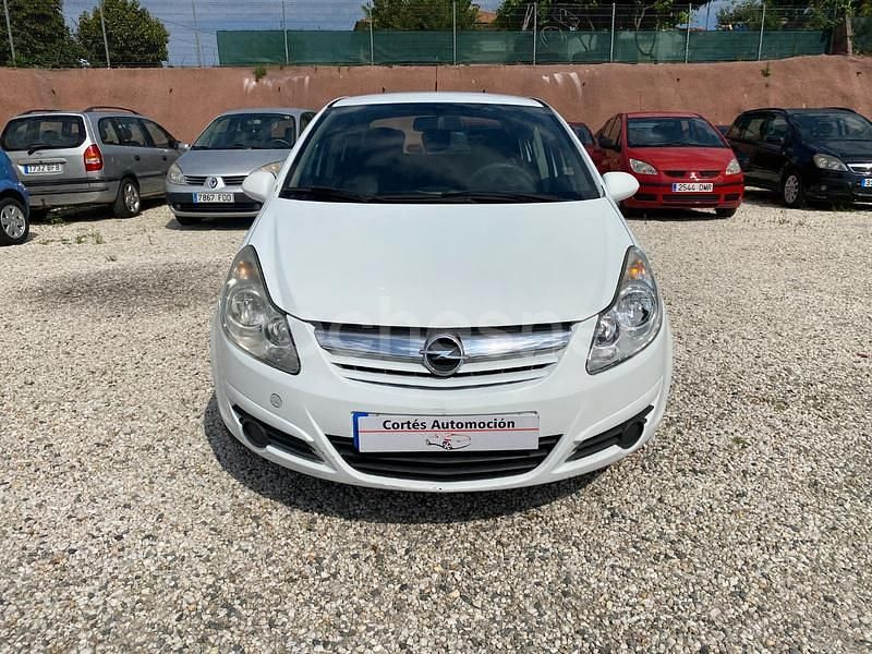 Usado Opel Corsa 75 CV (55 kW) 2008 Blanco Berlina