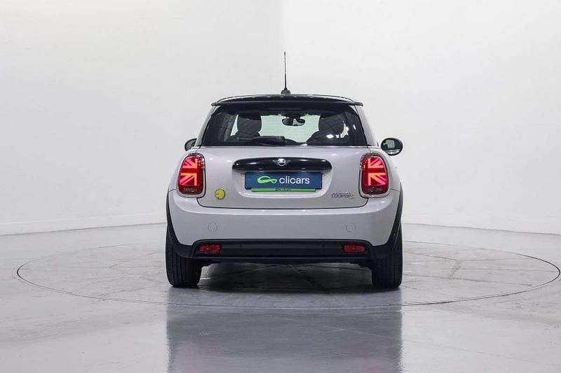Usado Mini Cooper SE 135 kW (184 CV) 2021 Blanco Utilitario