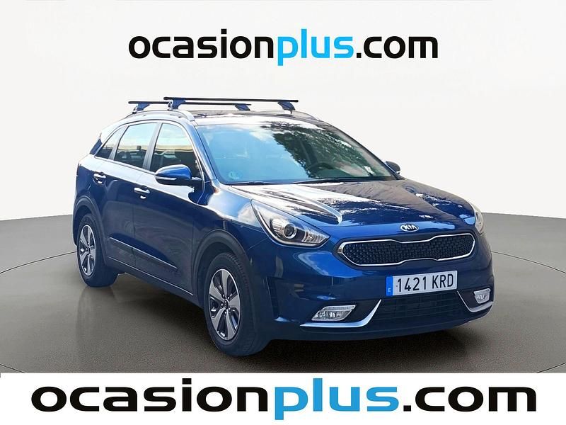 Usado Kia Niro 141 HP (103 kW) 2018 Azul SUV