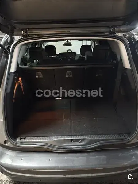 Usado Citroën C4 SpaceTourer Shine 130 CV (95 kW) 2020 Gris / plata Monovolumen