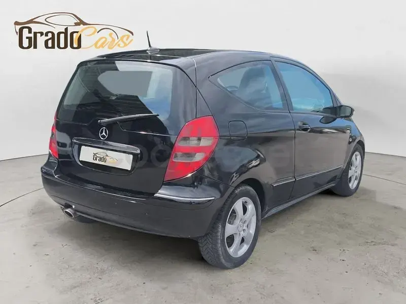 Usado Mercedes A180 Avantgarde 109 CV (80 kW) 2007 Negro Berlina