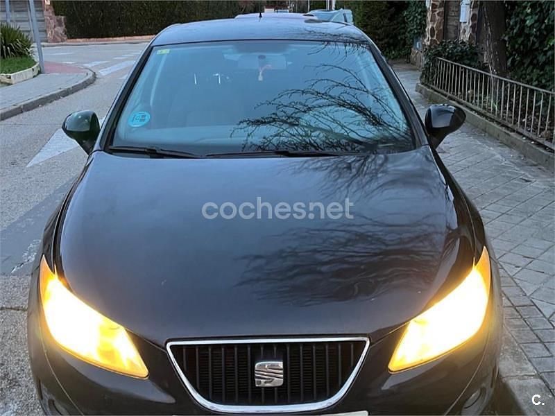 Usado Seat Ibiza Style 85 CV (62 kW) 2010 Negro Berlina