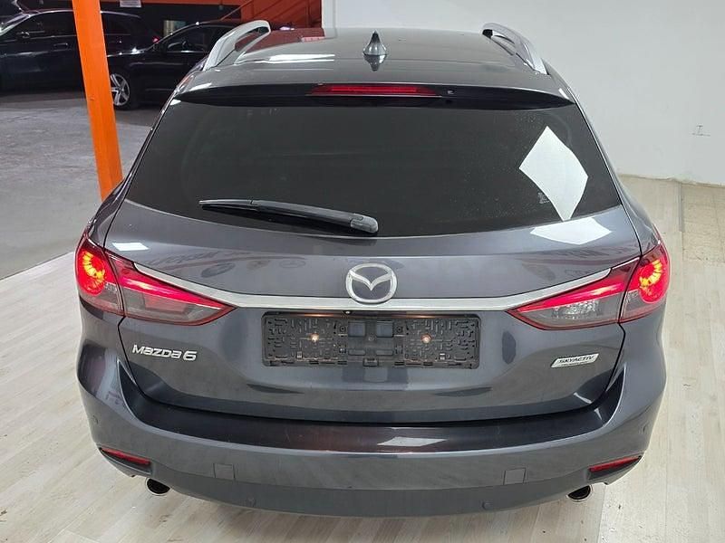 Usado Mazda 6 Style 150 CV (110 kW) 2014 Gris / plata Familiar