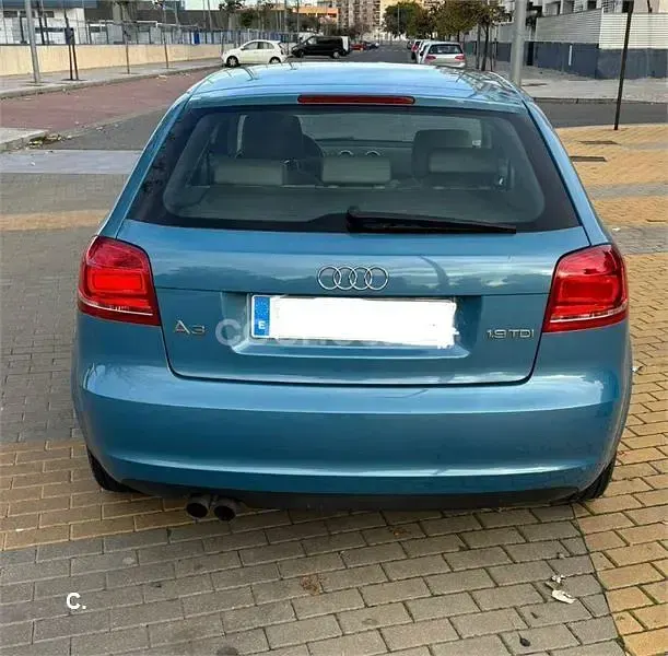 Usado Audi A3 Ambition 105 CV (77 kW) 2009 Azul Utilitario