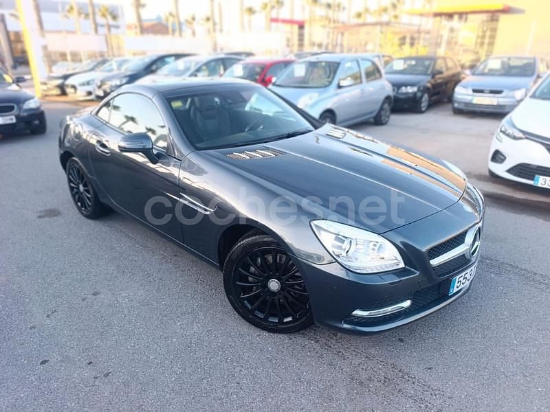 Usado Mercedes SLK250 204 CV (150 kW) 2015 Gris / plata Descapotable