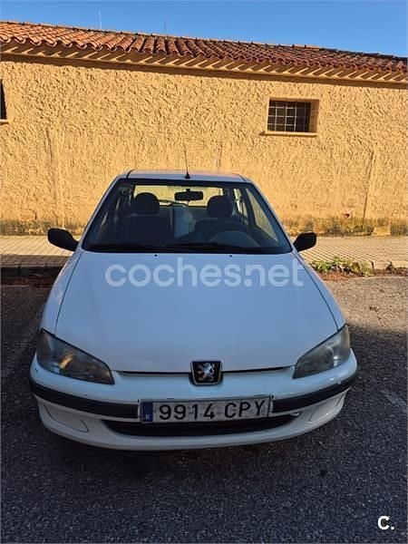 Blanco Usado 2003 Peugeot 106 Utilitario | 1000 € - Imagen 1/4