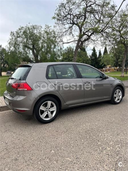 Gris / plata Usado 2014 VW Golf VII Advance Berlina | 9000 € (Super precio) - Imagen 1/4