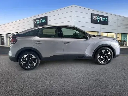 Usado Citroën C4 136 CV (100 kW) 2024 Gris SUV