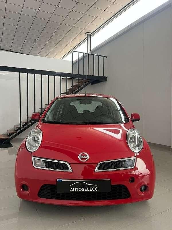 Usado Nissan Micra Acenta+ 80 CV (58 kW) 2010 Rojo Utilitario
