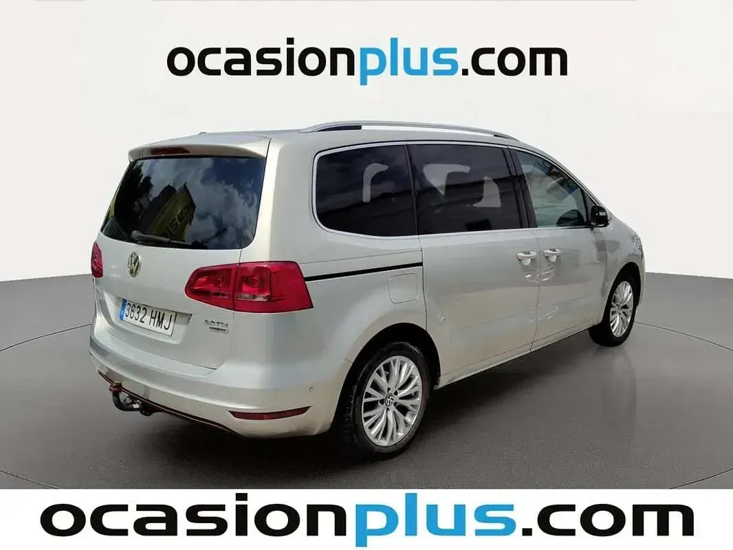 Usado VW Sharan Sport 170 CV (125 kW) 2012 Gris Monovolumen