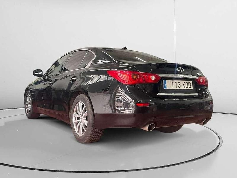 Usado Infiniti Q50 Premium 171 CV (125 kW) 2017 Negro Berlina