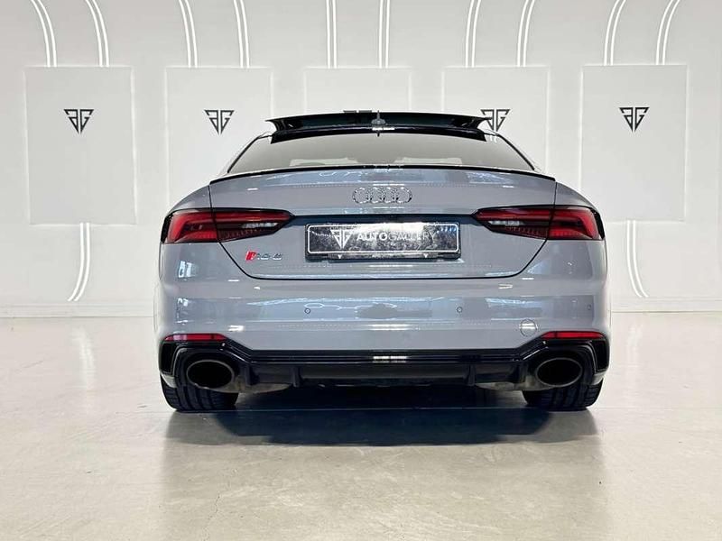 Usado Audi RS5 Exclusive 450 CV (330 kW) 2017 Gris / plata Coupe
