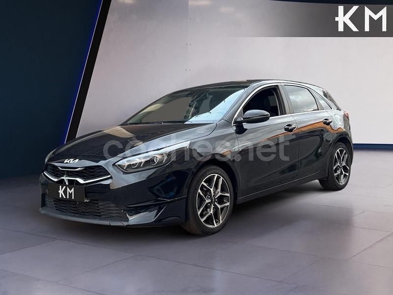 Negro Usado 2022 Kia Ceed Utilitario | 18.500 € (Un poco caro) - Imagen 1/4