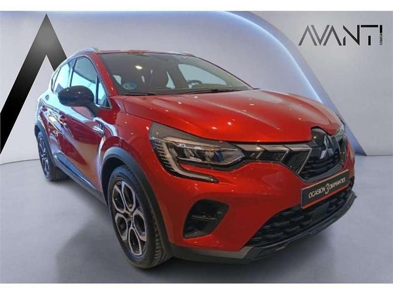 Usado Mitsubishi ASX 140 CV (102 kW) 2024 Rojo SUV