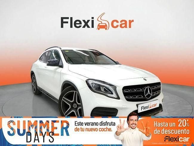 Usado Mercedes GLA200 AMG line 136 CV (100 kW) 2018 Blanco SUV