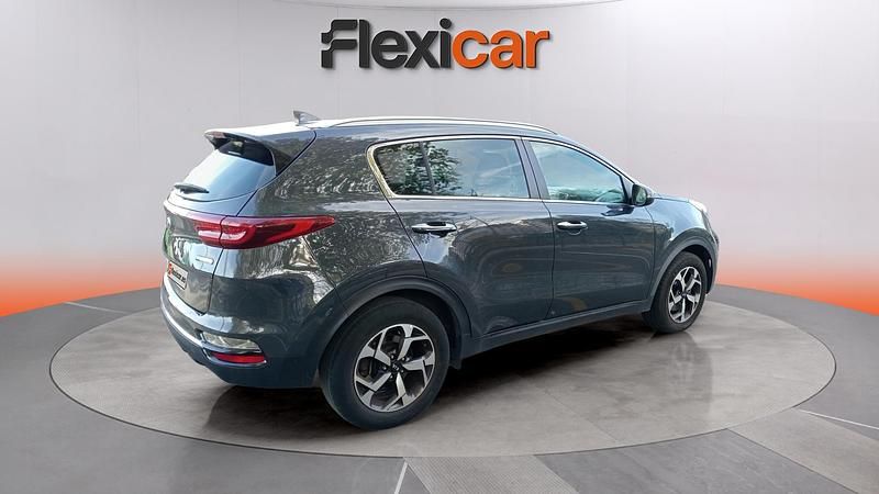 Usado Kia Sportage Plus 136 CV (100 kW) 2021 Gris SUV