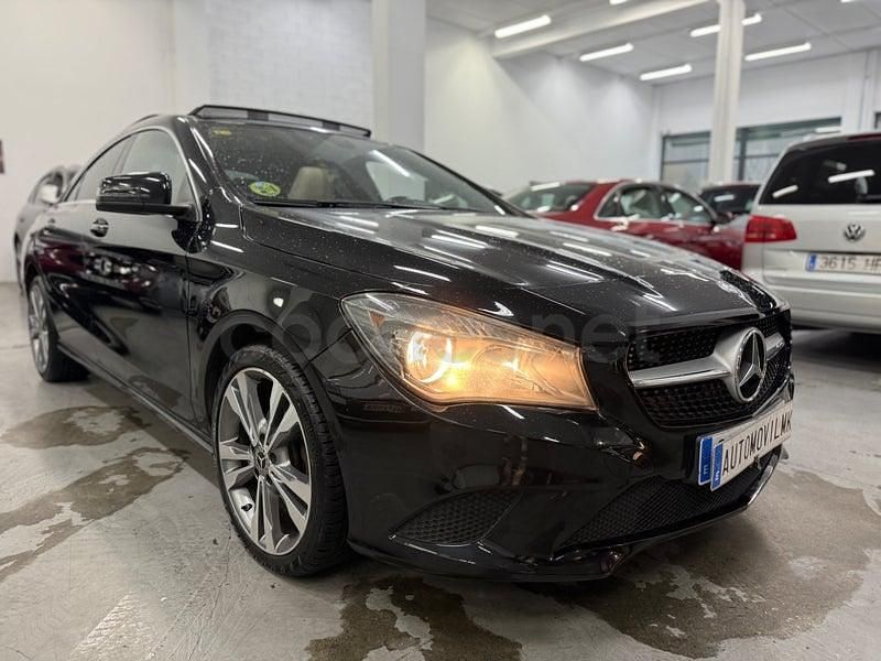 Usado Mercedes CLA200 Urban 136 CV (100 kW) 2015 Negro Berlina
