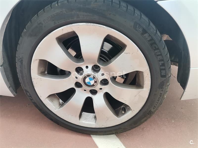 Usado BMW 318 143 CV (105 kW) 2010 Gris / plata Familiar