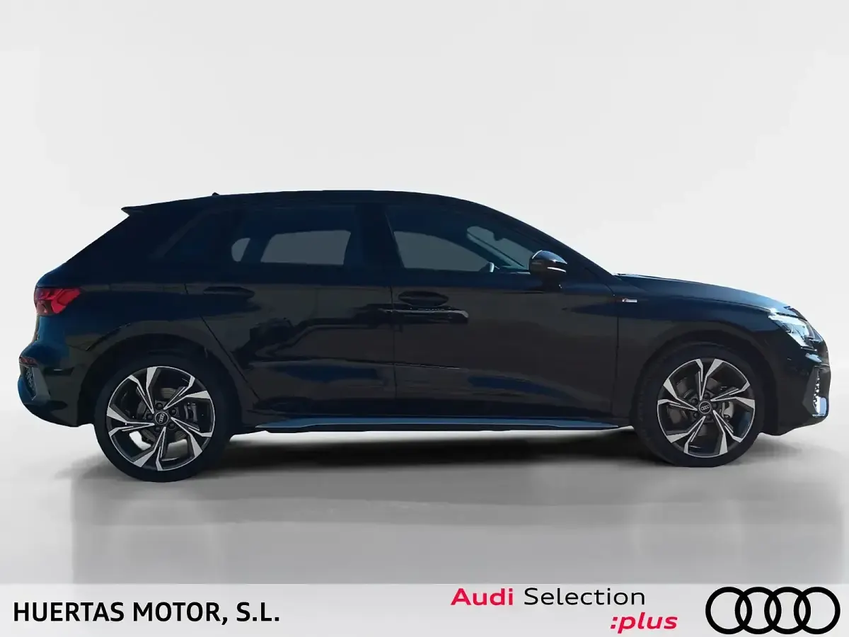 Usado Audi A3 S-Line 204 CV (150 kW) 2024 Negro Berlina