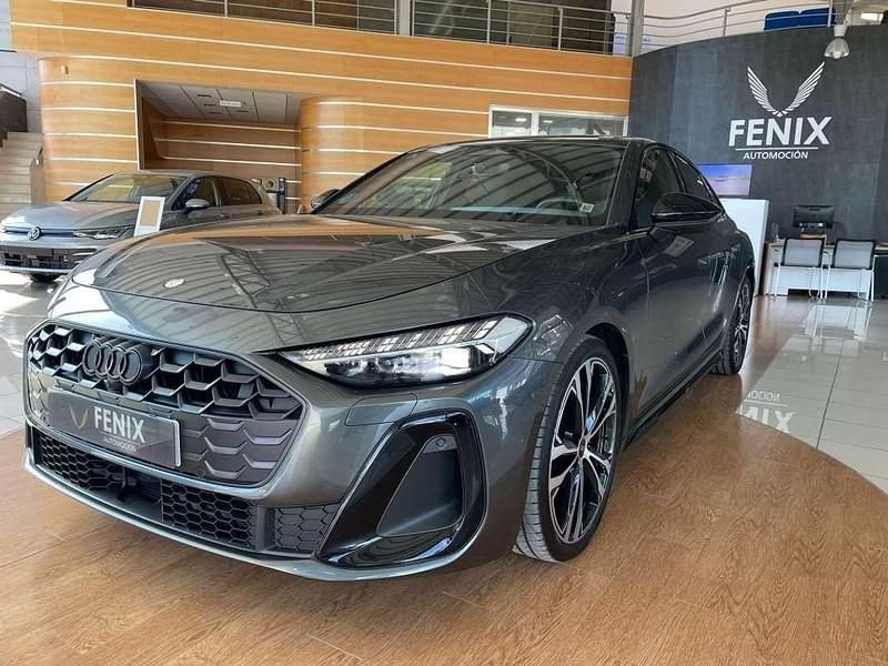 Gris Usado 2025 Audi A5 Ambiente Coupe | 55.900 € - Imagen 1/4