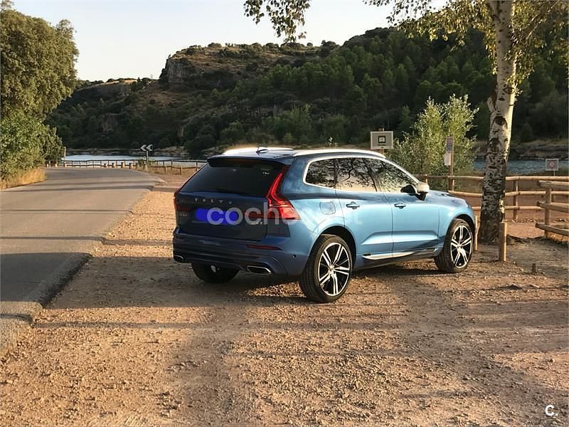 Azul Usado 2018 Volvo XC60 R-Design SUV | 31.000 € (Un poco caro) - Imagen 1/4