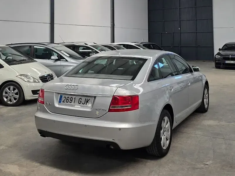 Usado Audi A6 190 CV (139 kW) 2008 Gris / plata Berlina