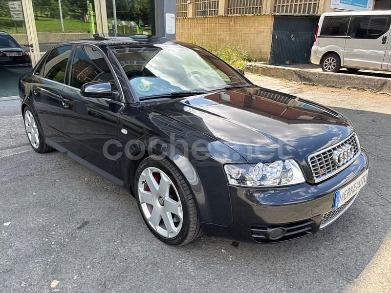 Usado Audi S4 344 CV (253 kW) 2004 Gris / plata Berlina
