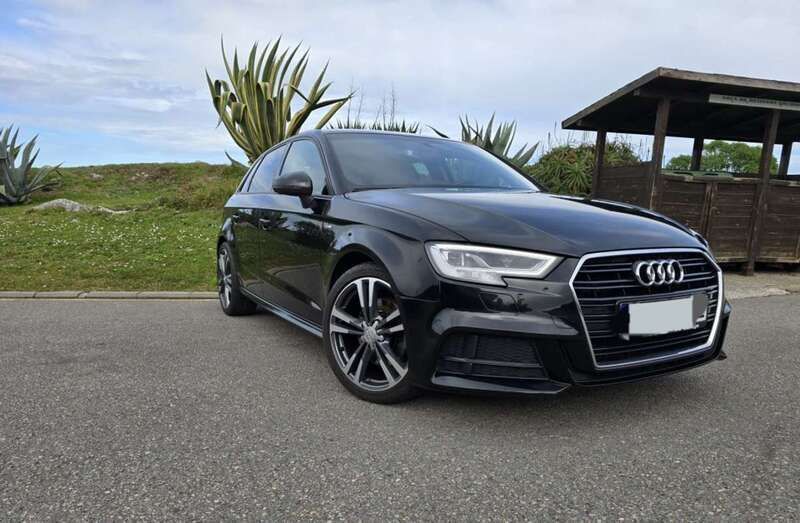 Negro Usado 2019 Audi A3 Sportback S-Line Utilitario | 22.900 € (Un poco caro) - Imagen 1/4