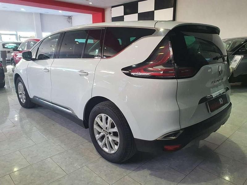 Usado Renault Espace LIMITED 131 CV (96 kW) 2018 Blanco Monovolumen