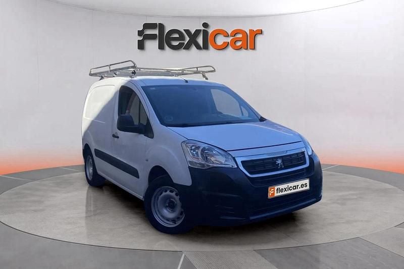 Blanco Usado 2018 Peugeot Partner Monovolumen | 6990 € (Super precio) - Imagen 1/4