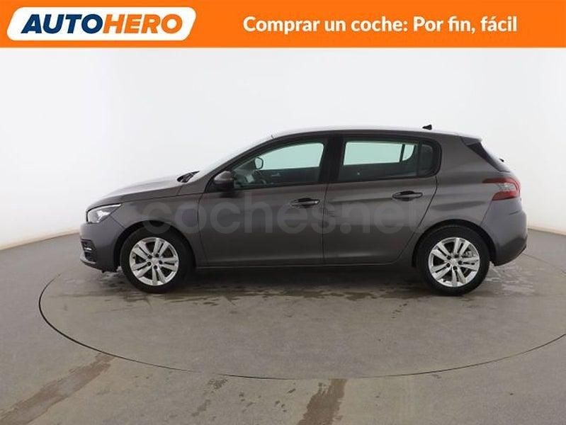 Usado Peugeot 308 Active 131 CV (96 kW) 2021 Gris Berlina