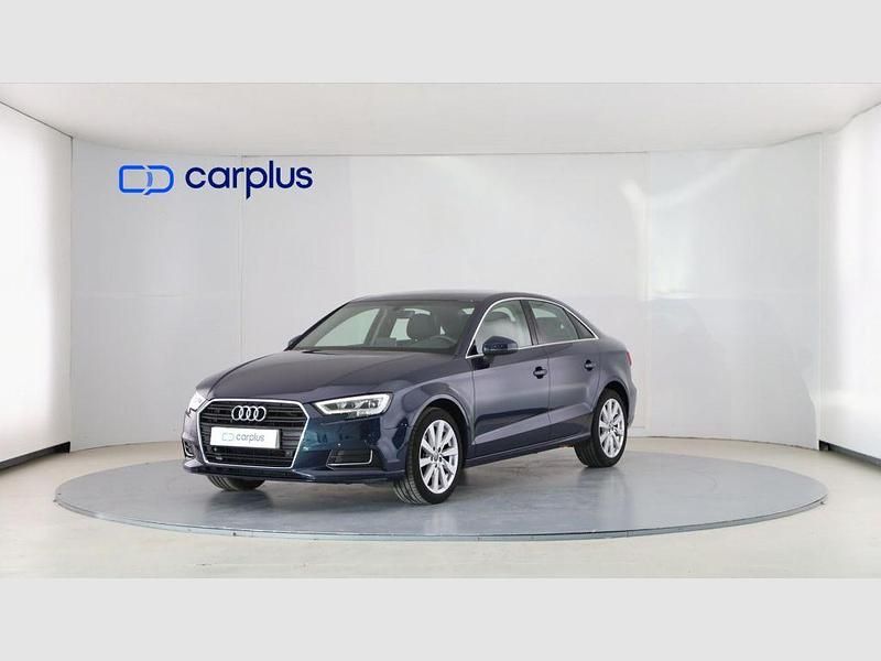 Azul cosmos (metalizado) Usado 2019 Audi A3 Design Berlina | 21.190 € (Un poco caro) - Imagen 1/4
