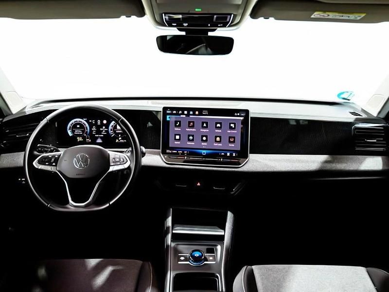 Usado VW Tiguan 130 CV (95 kW) 2024 SUV