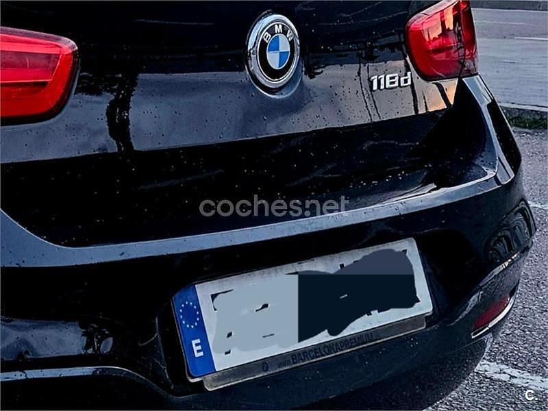 Usado BMW 118 150 CV (110 kW) 2017 Negro Utilitario
