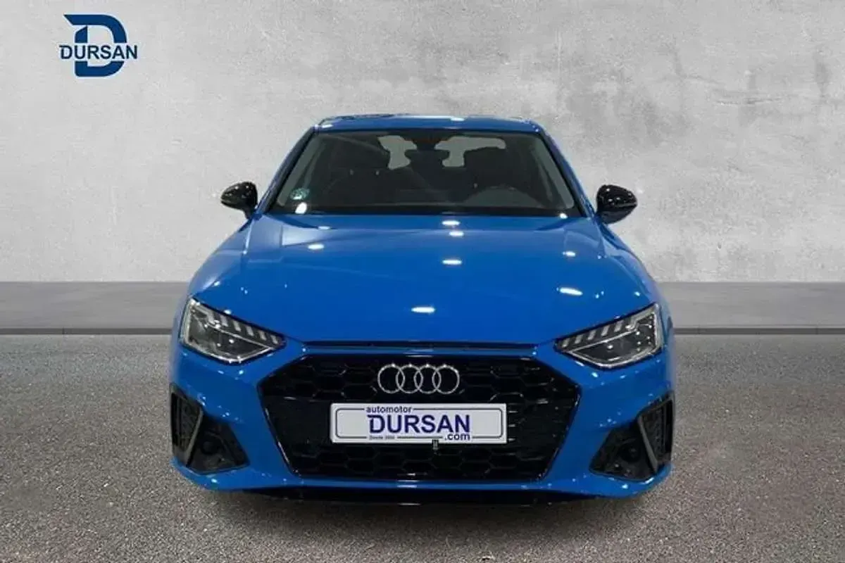 Brugt Audi A4 S-Line 165 HK (121 kW) 2022 Blå Sedan