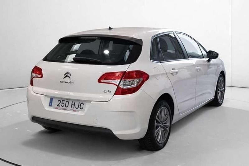 Begagnad Citroën C4 Tonic 95 HK (69 kW) 2012 Vit Halvkombi