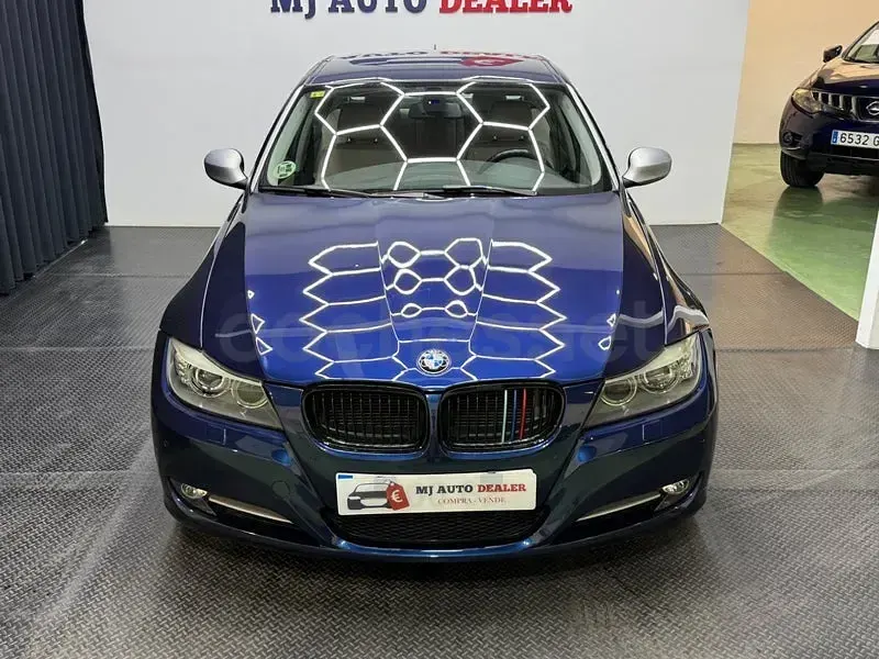 Usado BMW 330 Comfort Edition 245 CV (180 kW) 2010 Azul Berlina