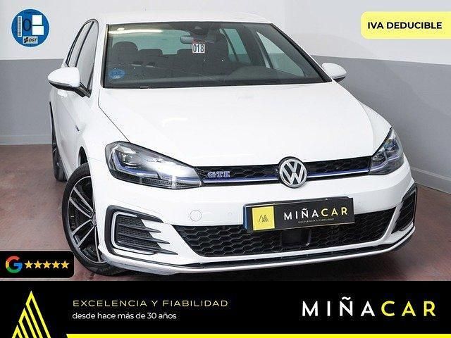 Blanco Usado 2021 VW Golf VIII GTE | 19.990 € (Buen precio) - Imagen 1/4