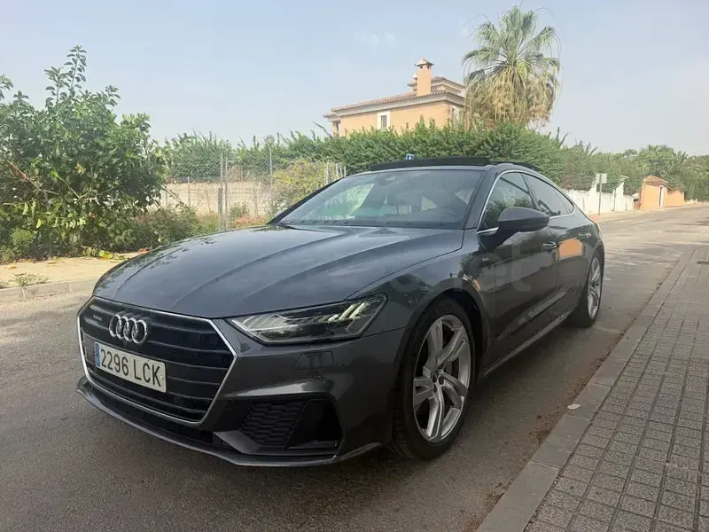 Usado Audi A7 Sportback S-Line 340 CV (250 kW) 2019 Gris / plata Utilitario