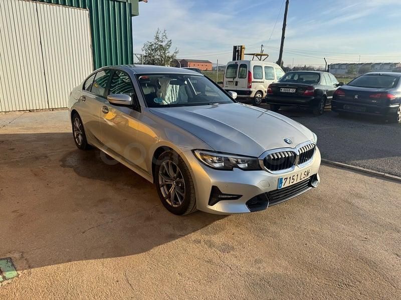 Usado BMW 318 150 CV (110 kW) 2021 Gris / plata Berlina